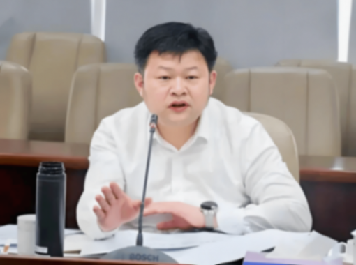 东风变革,人事先行,周锋上任、余飞离任